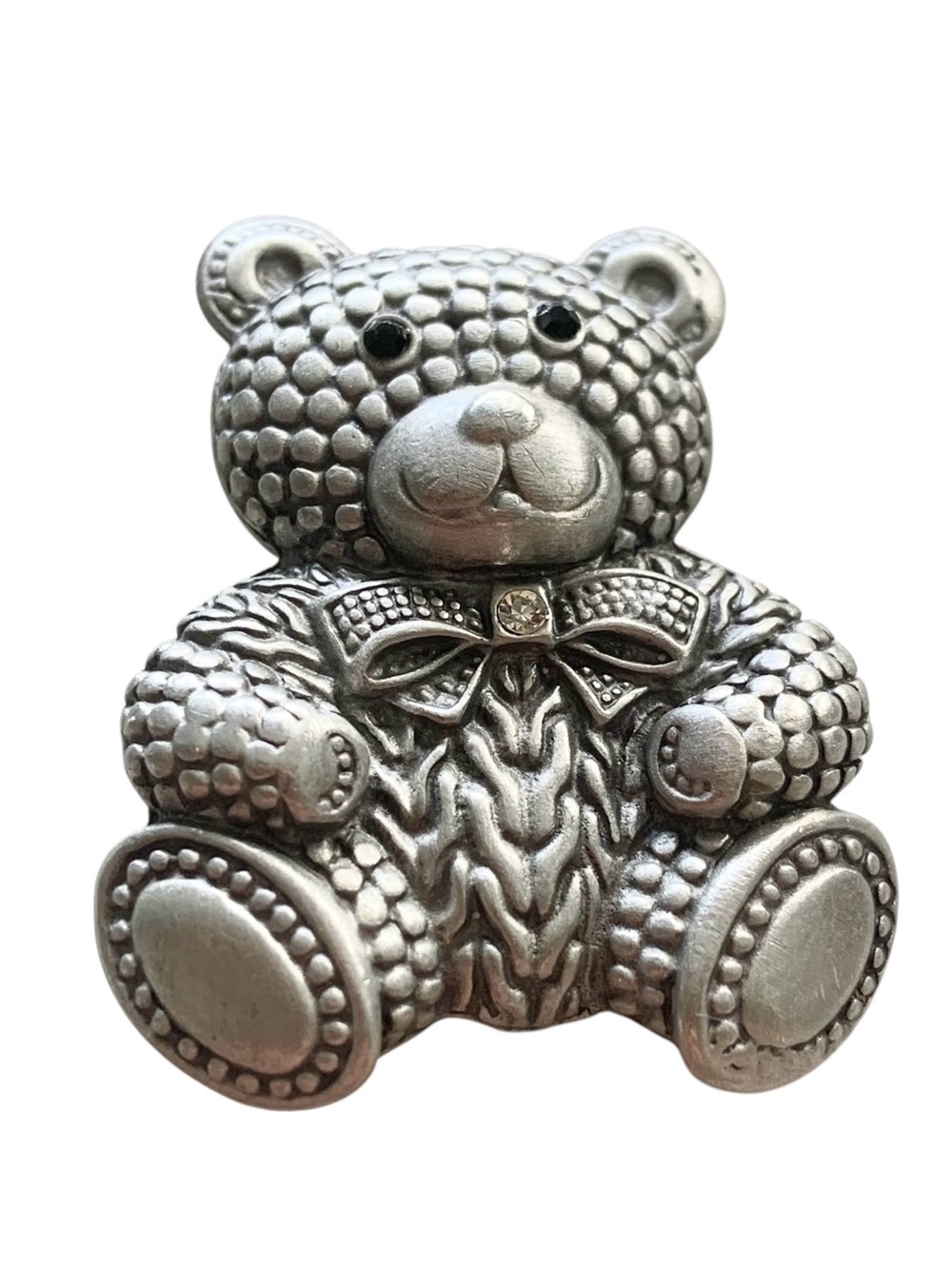 Vintage teddy bear pewter brooch